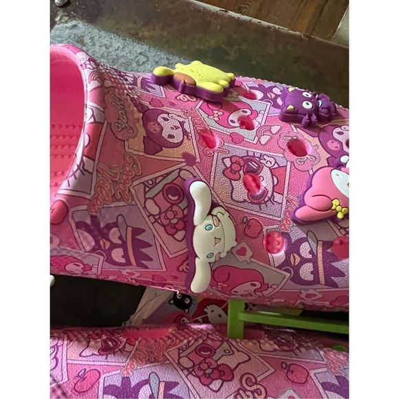 CROCS Hello Kitty Special Edition Clogs - Picture 10 of 13